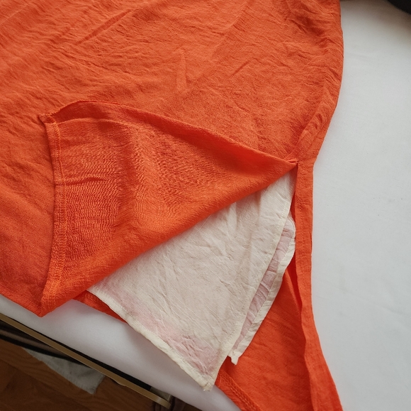 Beauifull stylish Lawn shirt - Picture 4 of 5